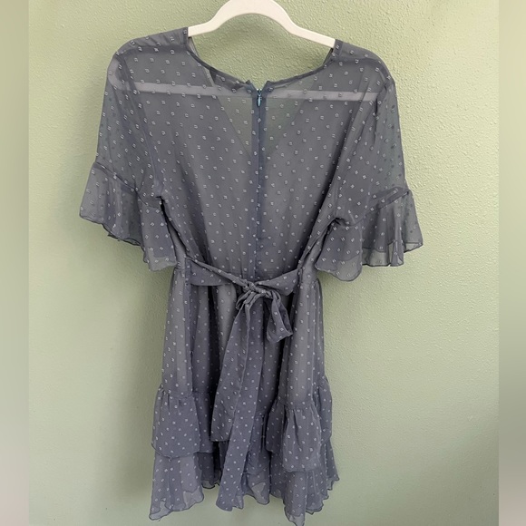 Blue dress with ruffle detail and textured material. Dusty blue. Size m. - Picture 2 of 3